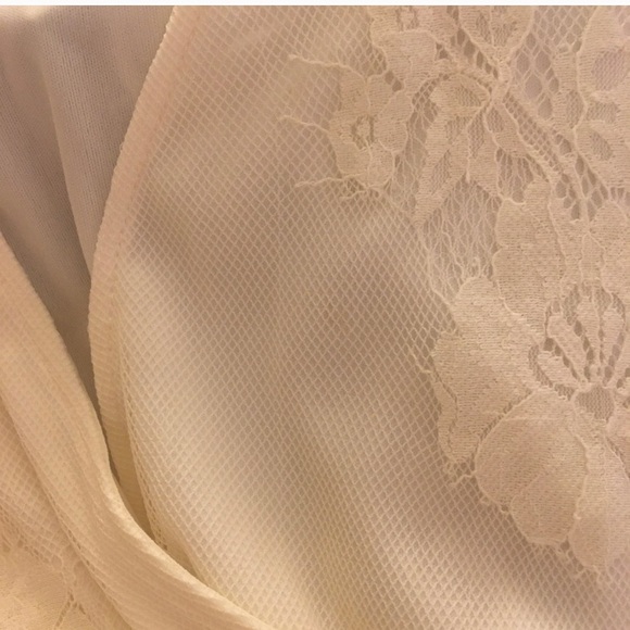 NWT Show Me Your Mumu Loretta Romper Cream Lace - Picture 8 of 9